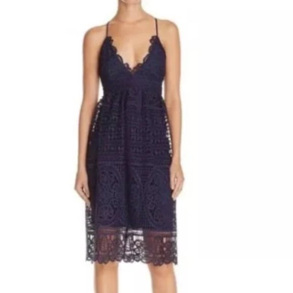 Bardot Versailles Lace V-Neck Navy Dress US6 Small - Picture 2 of 8